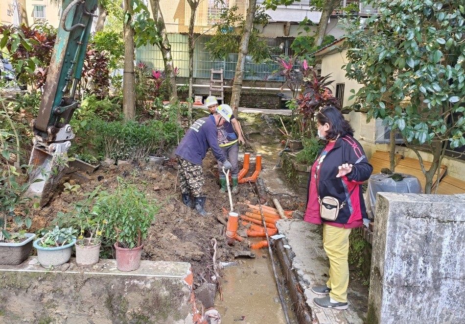 公私合力污水納管 優化萬芳6號公園