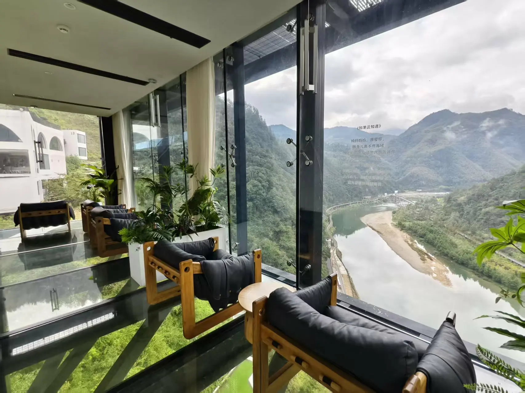 景寜那雲天空之城：礦坑蝶變共富城，農文旅融合的奇迹